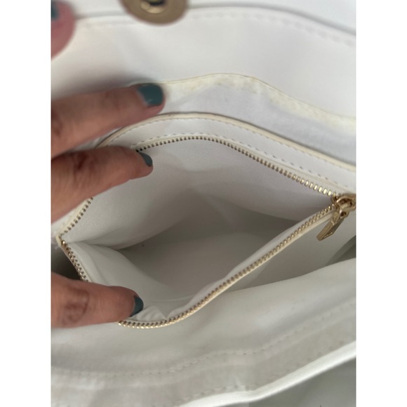 Bebe USA White Studded Chain Strap Shoulder Bag Tote Purse - Picture 10 of 12